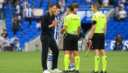 英超本周焦点：曼城领跑，曼联滑铁卢，利物浦切尔西陷困境